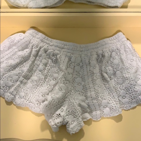 The comfiest Roxy shorts! - Picture 5 of 5